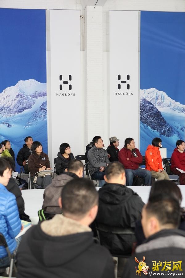 ����HAGL&Ouml;FS�й�����������2013�ﶬ��Ʒչʾ��