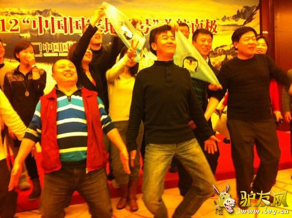 ��˨�ƴ��������Ա�������