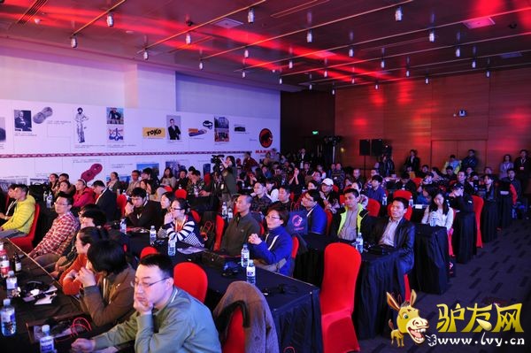 ���ټһ���ý�������ע