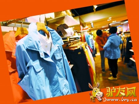 ������Ʒͻ���������Ƶ�ɫ��