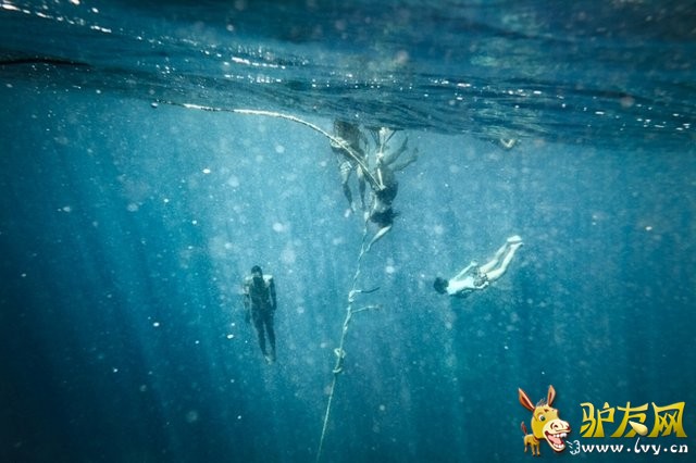 ����Ǳˮ����Ī���� 20��ˮ��ԭ��̬����(ͼ)