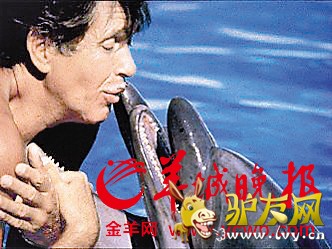 ��10�δ�������Ǳˮ�����¼�Ľܿˡ�����