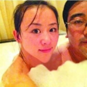 Ů�������Աͨ��¼����Ա�绰��Ƶ