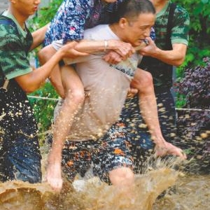 ���Ӹ��ˮ�в���������Թ�������ߺ�����