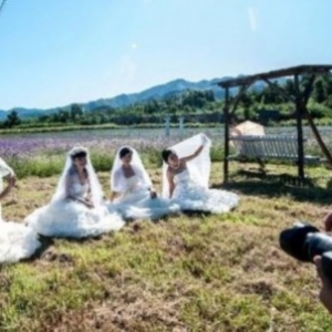 ��ѧ����ټ������ ����ӭȢ��������"��尮��"����ͼ��