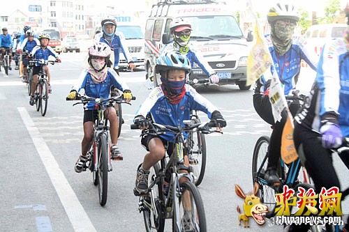 ̨�塰������ʹ������3200����Բ������ƽ��Ը