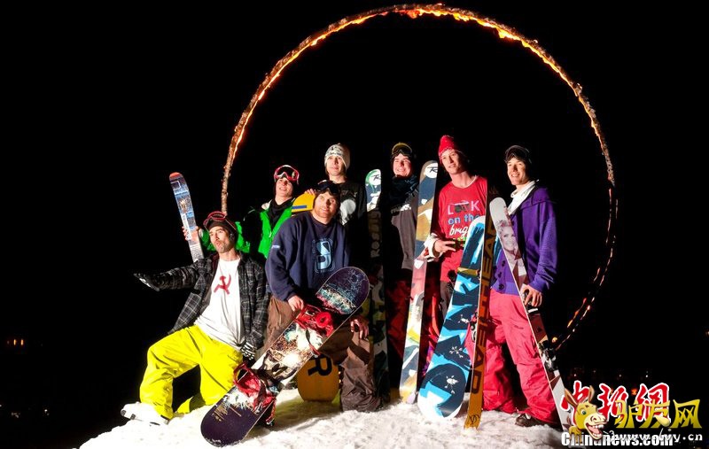 �������������ݼ�����ս ��ѩ���·�Ծ��Ȧ(������ͼ)