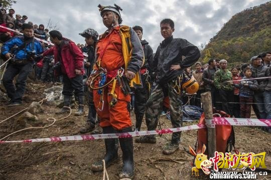 �人���˲����������ض�ѨЭ���Ա�����Ԯ��������