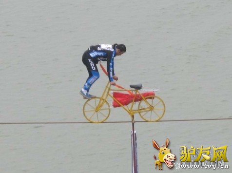 ����С���潭�Ͽ������г�����588�׸�˿(��ͼ)