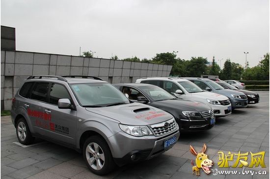 ���ڼ����½��Լ��л