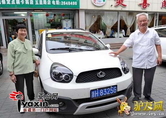 ͼΪ70���������޵���򸾺����Ǽ�ʻ�Ľγ���