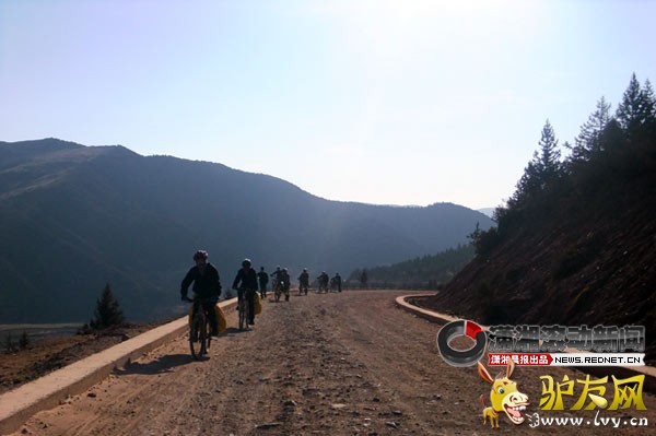 5��26�գ���ɳ�۷糵�ӵ�13���������˴������ص��˳�ɳ��ͼ/��������