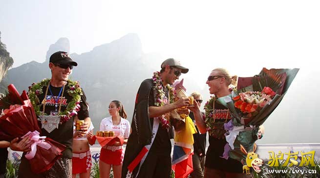 �ڶ����ţ��װ�������������Ǽ���ѡ�־ٺ�ţ��ף