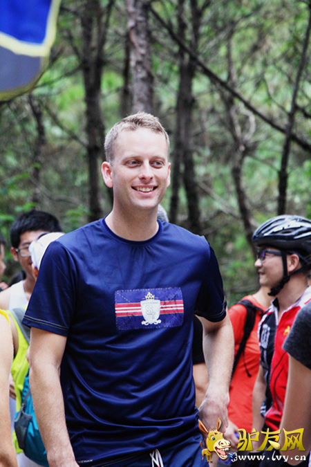 Fredrik Persson�����ԽҰ��ѩ���ҹھ���ǰ�����ҶӶ�Ա��2008���й�������ѩ�ڹھ�������STONEHAM��Ʒ�ܼ���й�CEO��