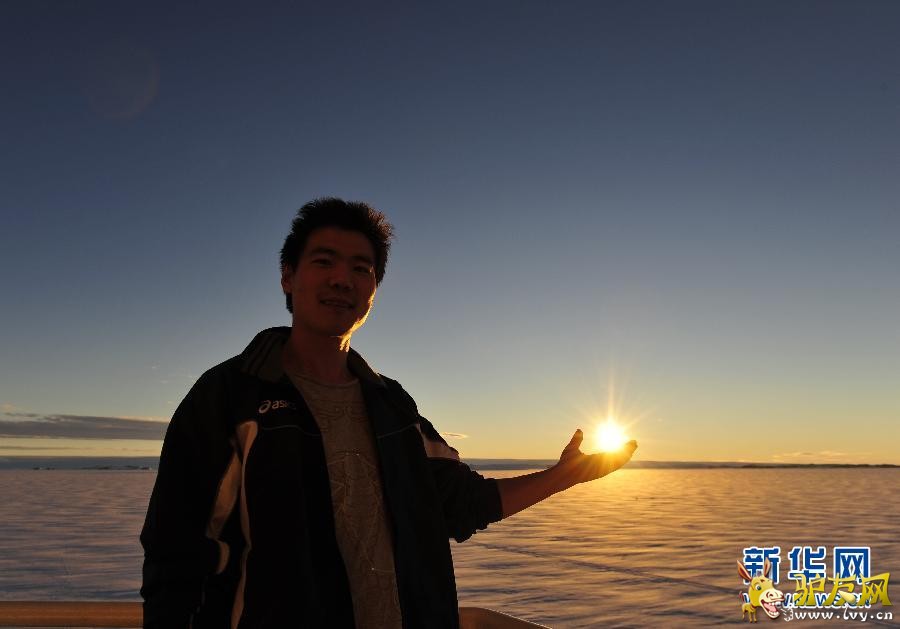 12��12���賿��һ���ƿ���Ա���ϼ�����ҹ����̫����Ӱ��Ŀǰ���ϼ������ڼ����ڼ䣬��ҹ�䡱̫�����䣬�����԰�����͡� ¿������� �Ž���