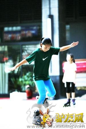 �������ֻ�����������11��28����12��2����Խ�Ϻ�־���о��У�����������ص�400����ѡ���ڴ�һ�ϸߵ͡����ڶ����ѡ���У�һ�������й����11���С�����������עĿ��