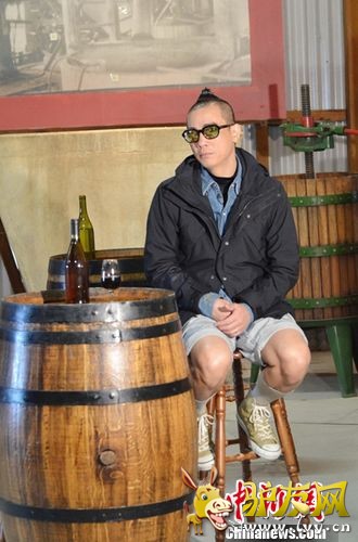 ��С�����������˶����� Я֣������ת����(ͼ)