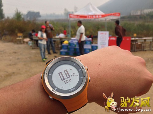 �ڲ���վ�����������ֱ���ʾͽ�����뼰���ĵĿ�·��