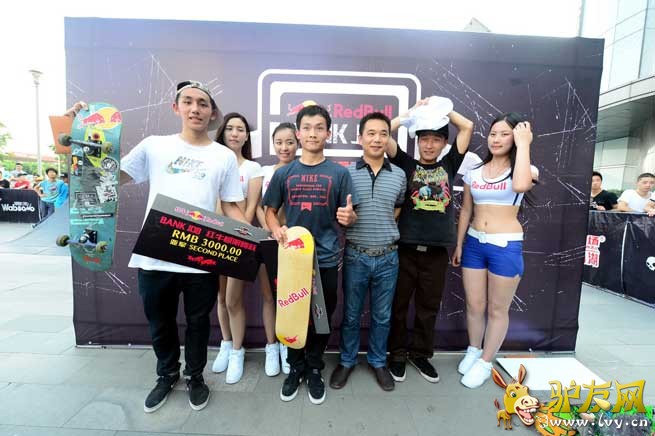 �й�ѡ��ϯ���л�̨��ѡ�ֿ¼Ҷ����й�ѡ�����������콱���Ӱ