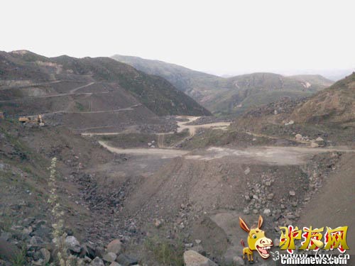 ����ʯ���������Ҷѣ���ɽ�⡰���ࡱ�������� ��