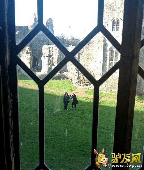 Ů�Ӵ���3000�������ִ�Ƭ����