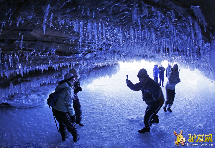 ���Ϻ��º�����Ѩ�������������