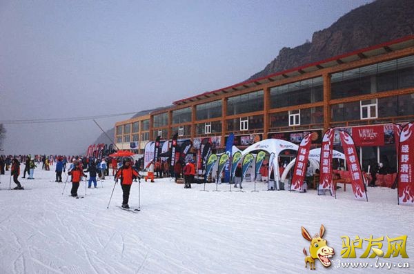 2014ISPO��ҰON SNOW DEMOѩ�߲����ֳ�