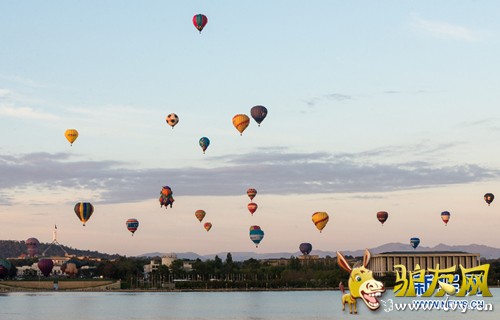 ���е�������