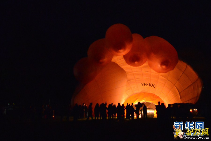 ���е�������