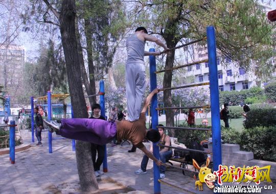 ˳���� ��Ѹ�� ��