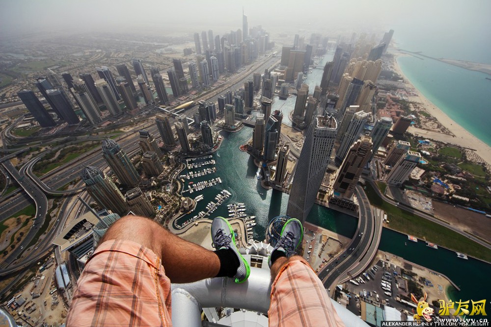 ����Ӱʦ����ɽ����ķ����ͽ�������ϰݸ�¥���߿ո���ɳĮ֮�ǡ�