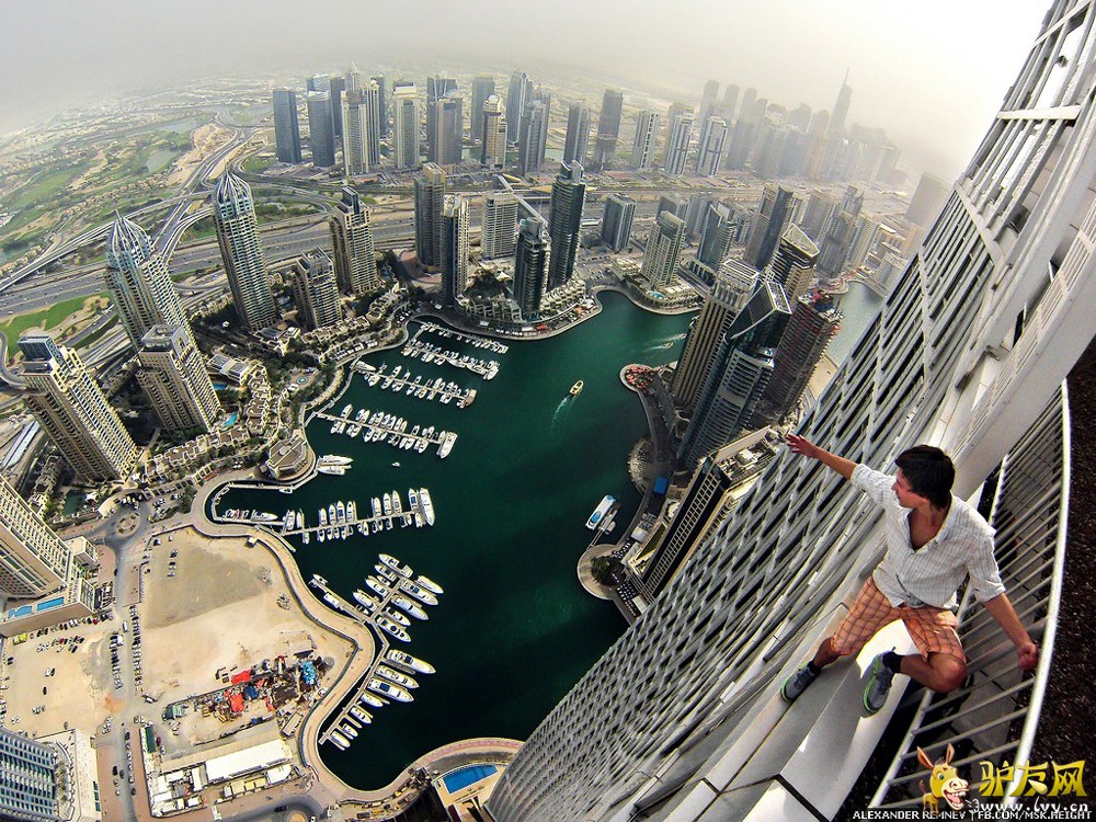 ����Ӱʦ����ɽ����ķ����ͽ�������ϰݸ�¥���߿ո���ɳĮ֮�ǡ�