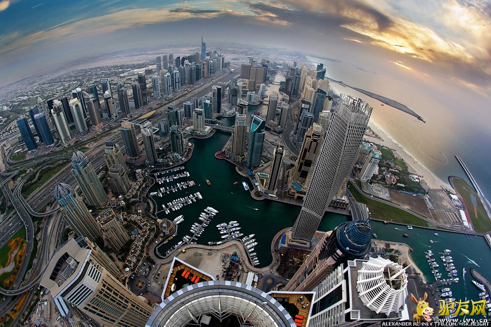 ����Ӱʦ����ɽ����ķ����ͽ�������ϰݸ�¥���߿ո���ɳĮ֮�ǡ�