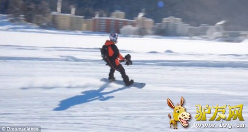 �������װ�÷ǳ�ǿ�����ܶ����������ȣ��ﵽÿ����3��ת�١�