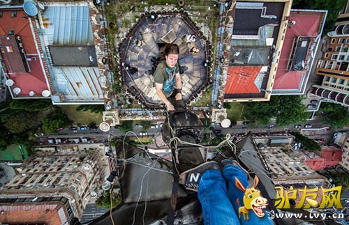 �������ߡ�������;�����������������������ѣ�ε���Ƭ��