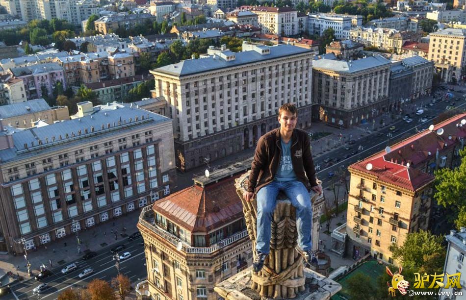 �������ߡ�������;�����������������������ѣ�ε���Ƭ��