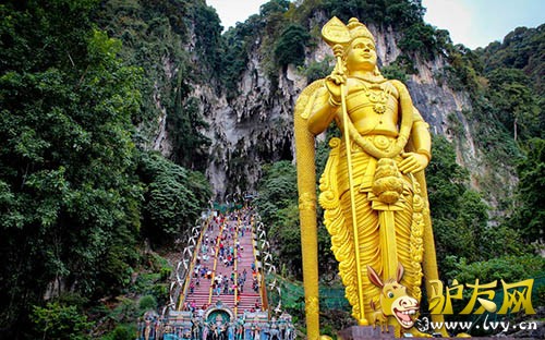 �������ǵĺڷ綴��������Ҫ��ӡ�Ƚ�ʤ�أ���������һ����272����Լ100�׳����ǳ������ο͵����ġ�