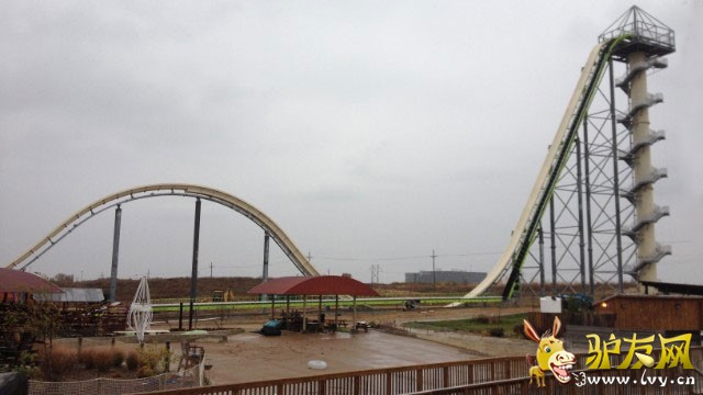 �������ǵĺڷ綴��������Ҫ��ӡ�Ƚ�ʤ�أ���������һ����272����Լ100�׳����ǳ������ο͵����ġ�