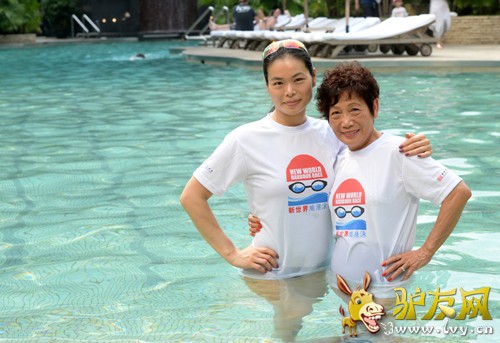 72���Mabel�Һ�Ů����һ��μӽ���ġ�������ά��Ӿ������ۡ��󹫱���ͼ