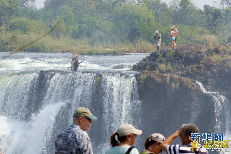 ���մ̼����ٲ����ˡ�ħ����Ӿ�ء�