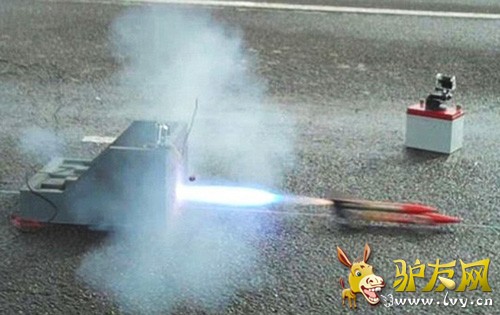 Ӣ��ѧ����������������ģ�ͣ���½����쳵�ټ�¼��