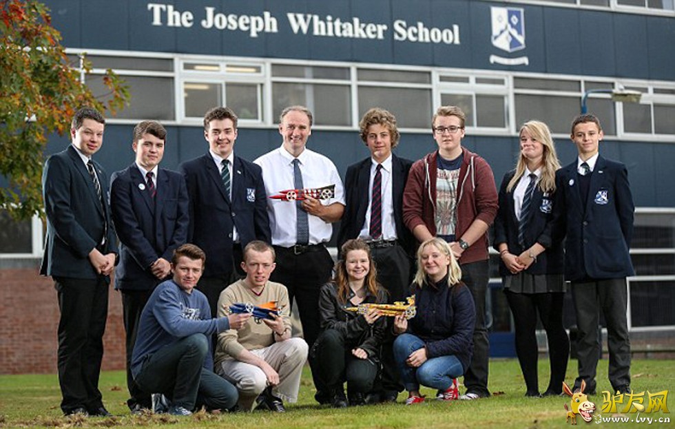 Ӣ��ѧ����������������ģ�ͣ���½����쳵�ټ�¼��