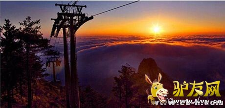 ���������α���ӭ��������ɽͬ�ǡ�Ⱥ�ڵ�ɽ������� ���������Ļ