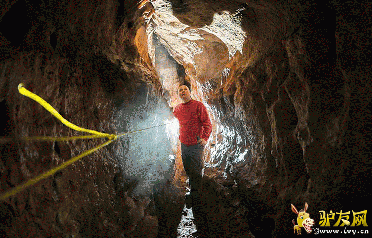 ˹�工����Ӱʦ�޲��ء���÷��˵����ʱ��������������̽�գ�żȻ�����������������Ѩ���� 