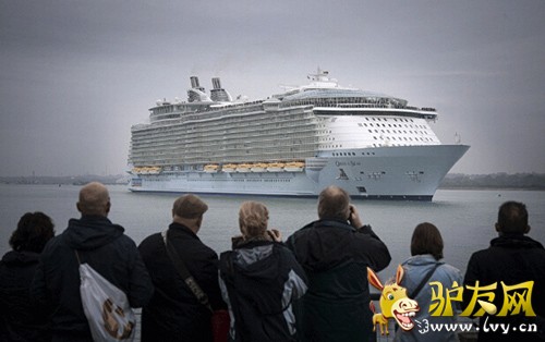 ������������֡��������ޡ�����ǰ�״ε���Ӣ����