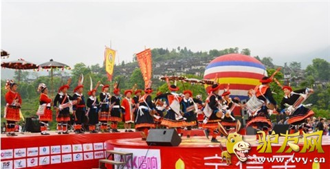 ǧ����կ��ǧ�˳����衱����ս���ż���˹�����¼