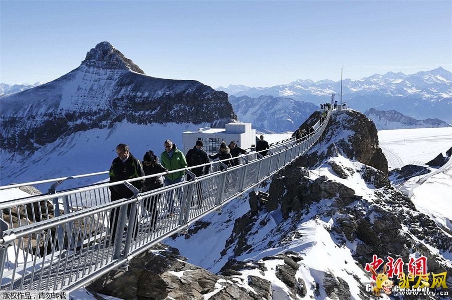 ������10��27�յ�  ����ý���������գ���ʿһ��107�׵ġ����š���ͨ�����������ο����߹۹⡣������������100���׵���ûʲô�˲���ģ��ǿɾʹ���ش��ˡ�