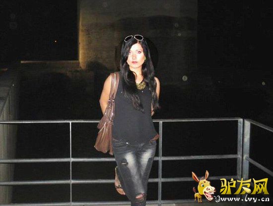 ����Ůѧ��ɪ��ά�ǡ����ж�����ʱʧȥ����׹������