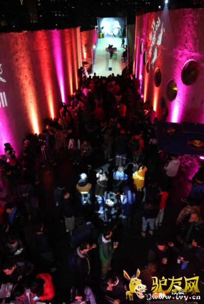 ��ţ��ѩ����ֳ�ɫ�ʰ�쵣���ͷӿ��