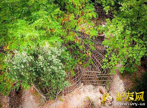 ���������30�꽨���˾޴�ġ�ħ���Թ�����